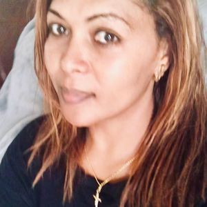 Meet your Posher, Abeba